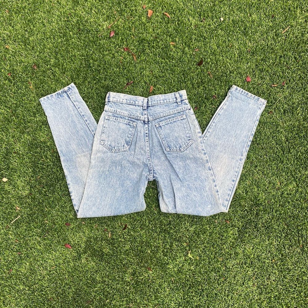 Perfectly broken in 90s Vintage Classic Highwaisted Denim Blue Jeans 24 Womens - Picture 3 of 5